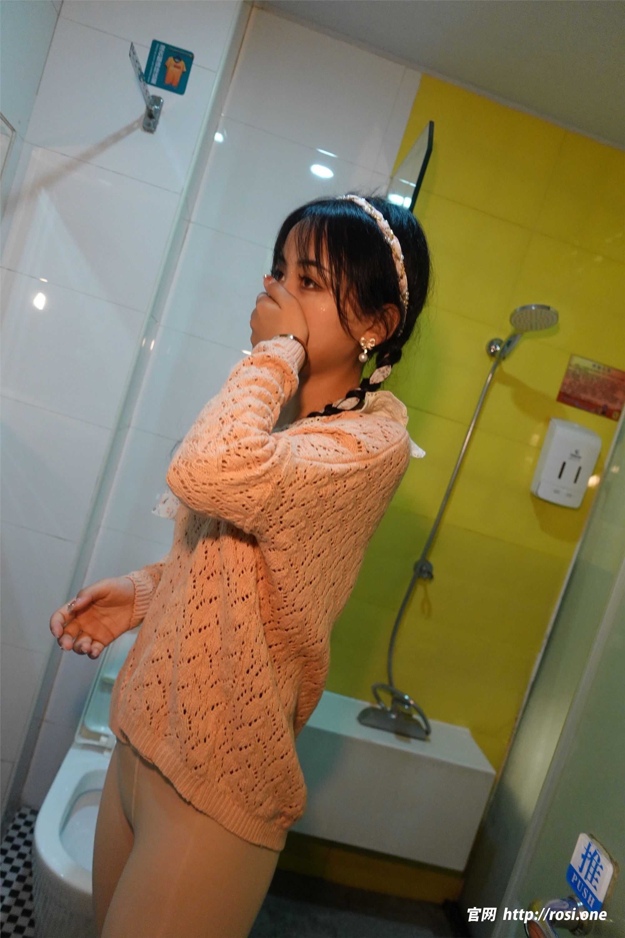 ROSI写真 2022.12.15 NO.4028